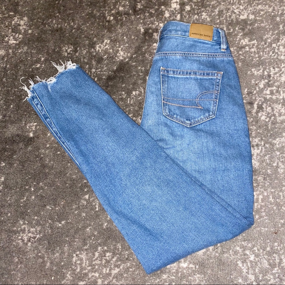 American Eagle Mom Jeans